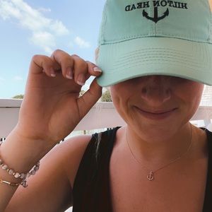 Meet your Posher, Abbs